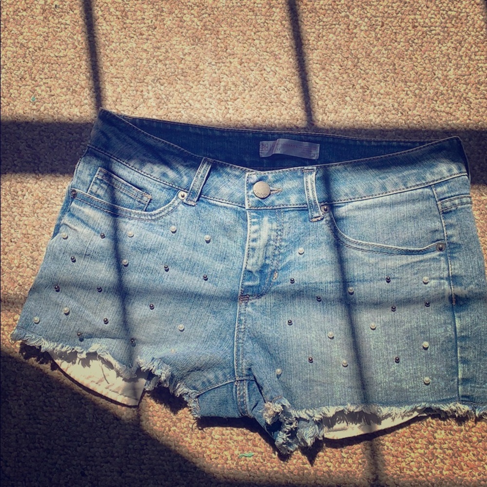 Nice jean shorts with no stain